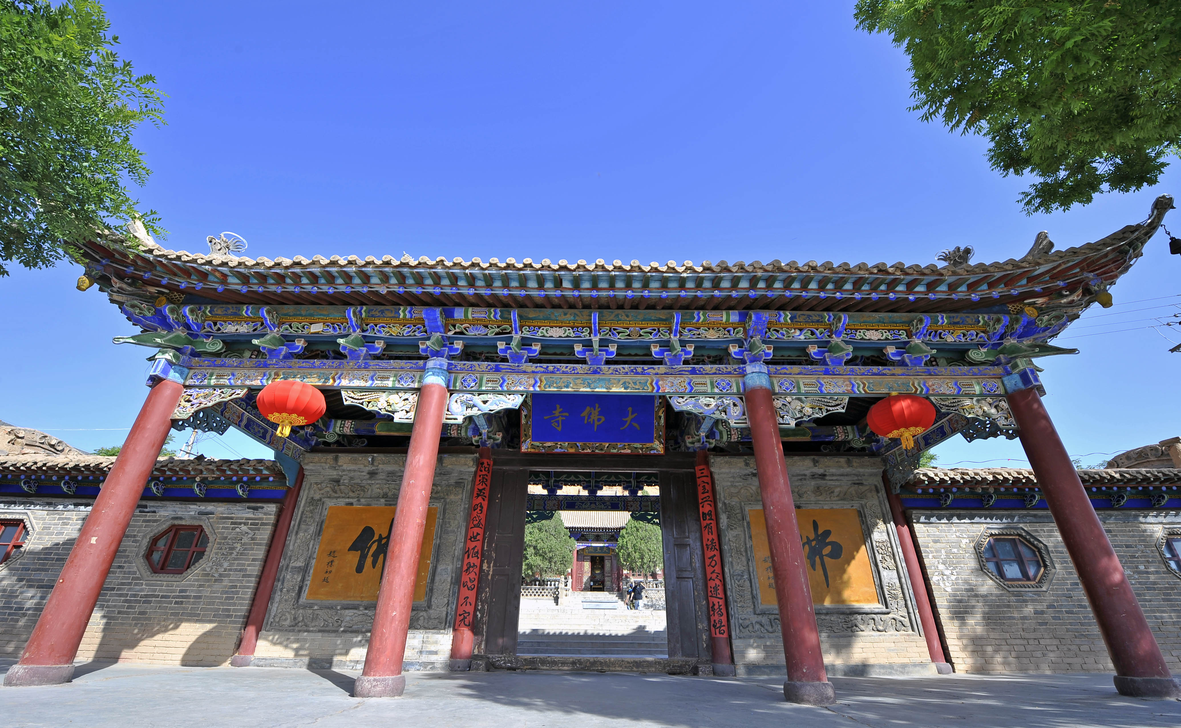中宁县余丁乡双龙山石窟